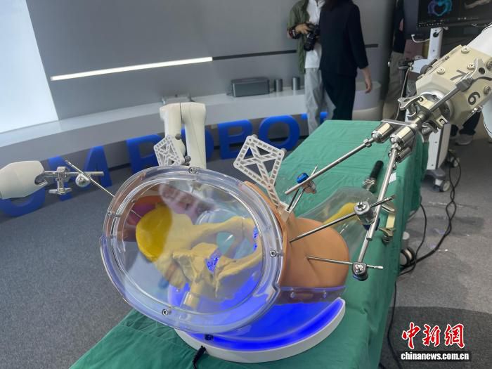 机器人辅助骨盆复位手术在北京开展 微创切口仅一两厘米