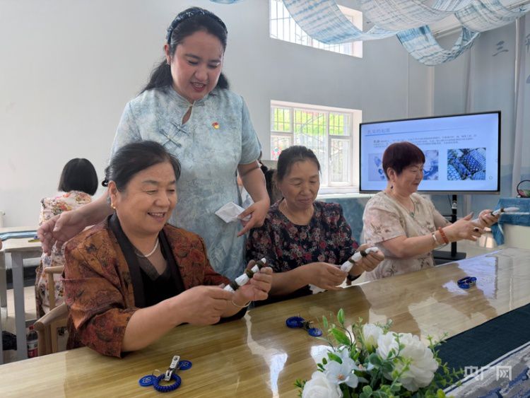 新疆克拉玛依依托六十余年前石油会战历史推动各族群众铸牢中华民族共同体意识  第12张