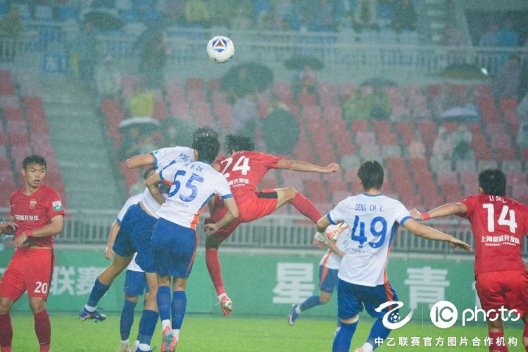上海海港富盛经开队客场1-0击败山东泰山B队，张俊杰世界波建功  第6张