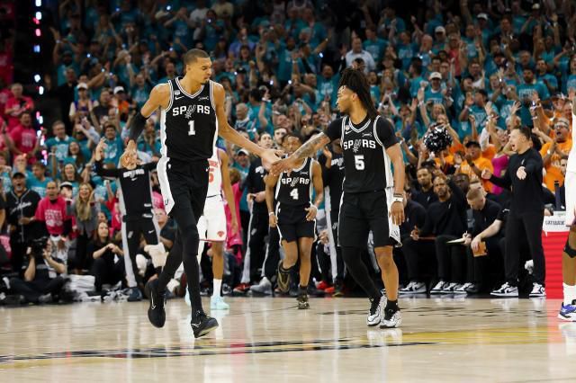 世界杯B组首轮：瑞士与卡塔尔1-1战平，卡塔尔队史首获世界杯积分  第9张