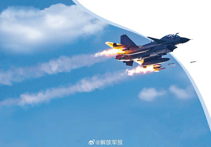 空军某部组织实弹地靶训练 强化飞行员战场态势感知能力  第2张