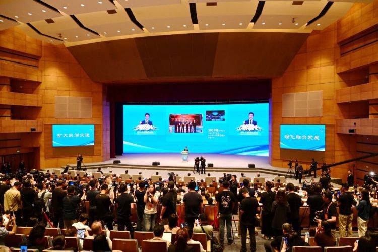 第十八届海峡论坛大会在厦门举行 两岸民众共话合作交流