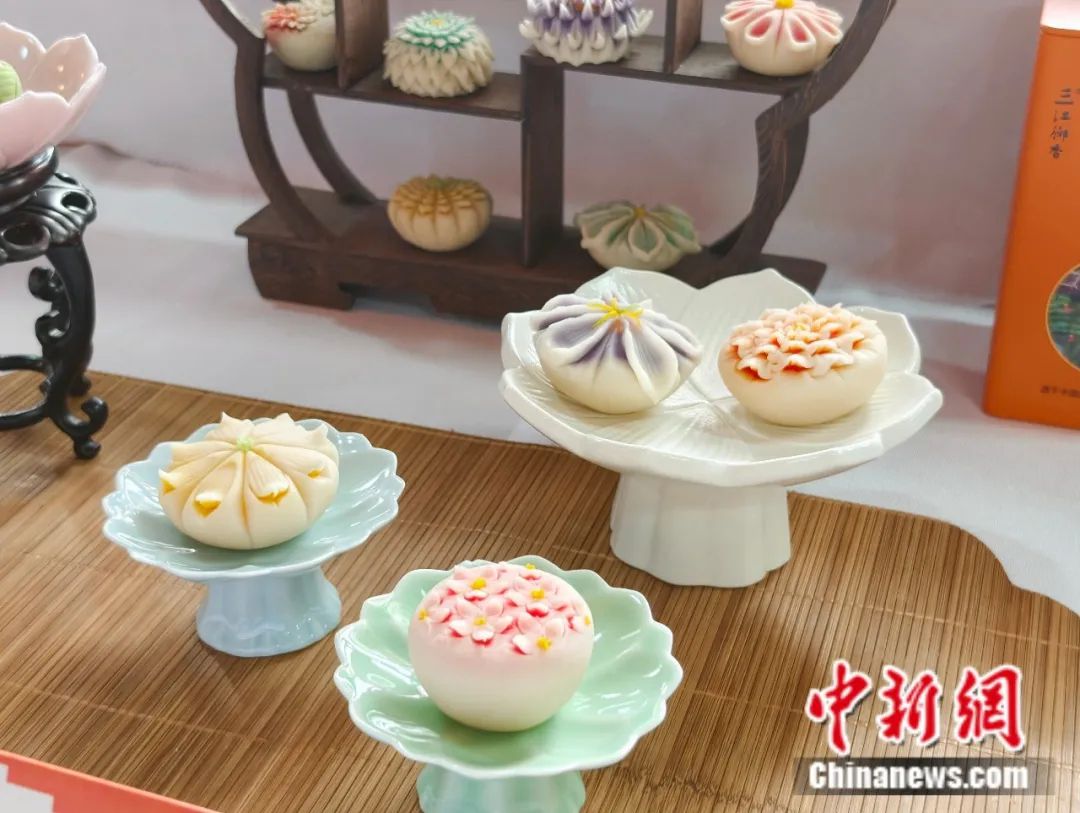 柳州研发螺蛳风味菜品超300道 产品形态覆盖烘焙与快餐  第5张