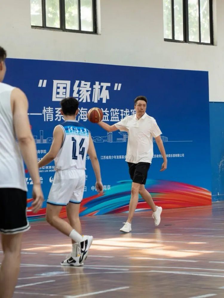 江苏肯帝亚男篮6月13日走进河海大学参加“国缘杯”公益篮球赛  第6张
