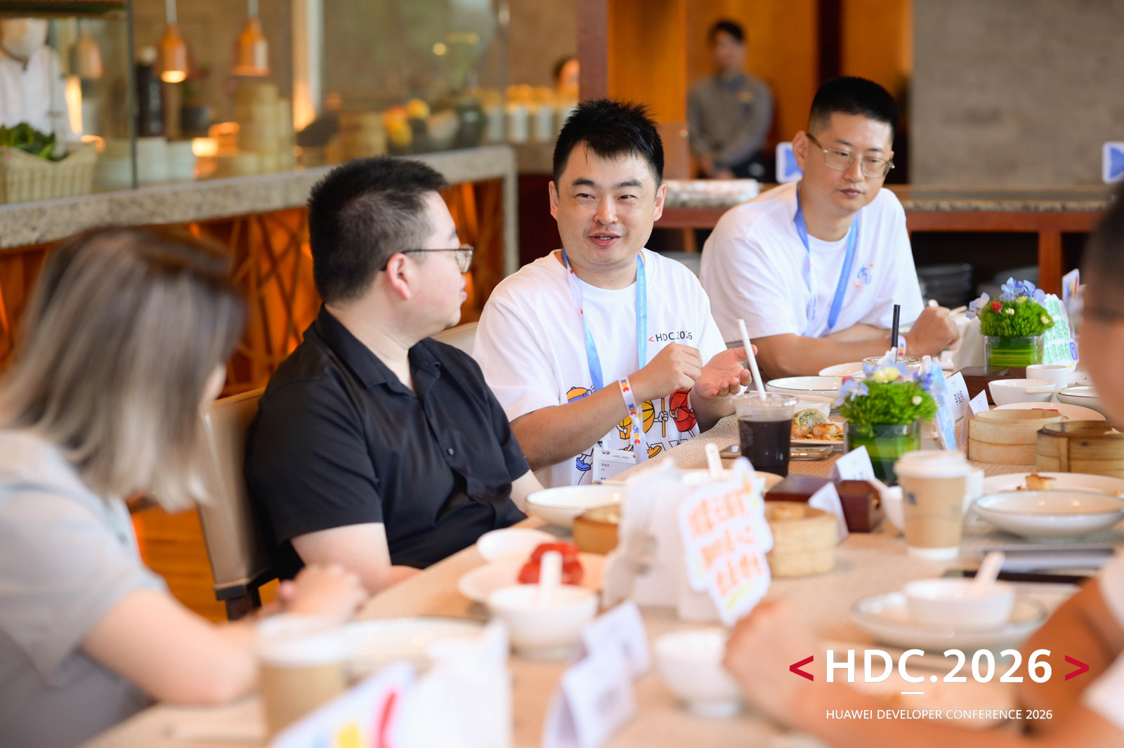HDC 2026早餐会讨论鸿蒙生态技术演进与商业闭环  第5张