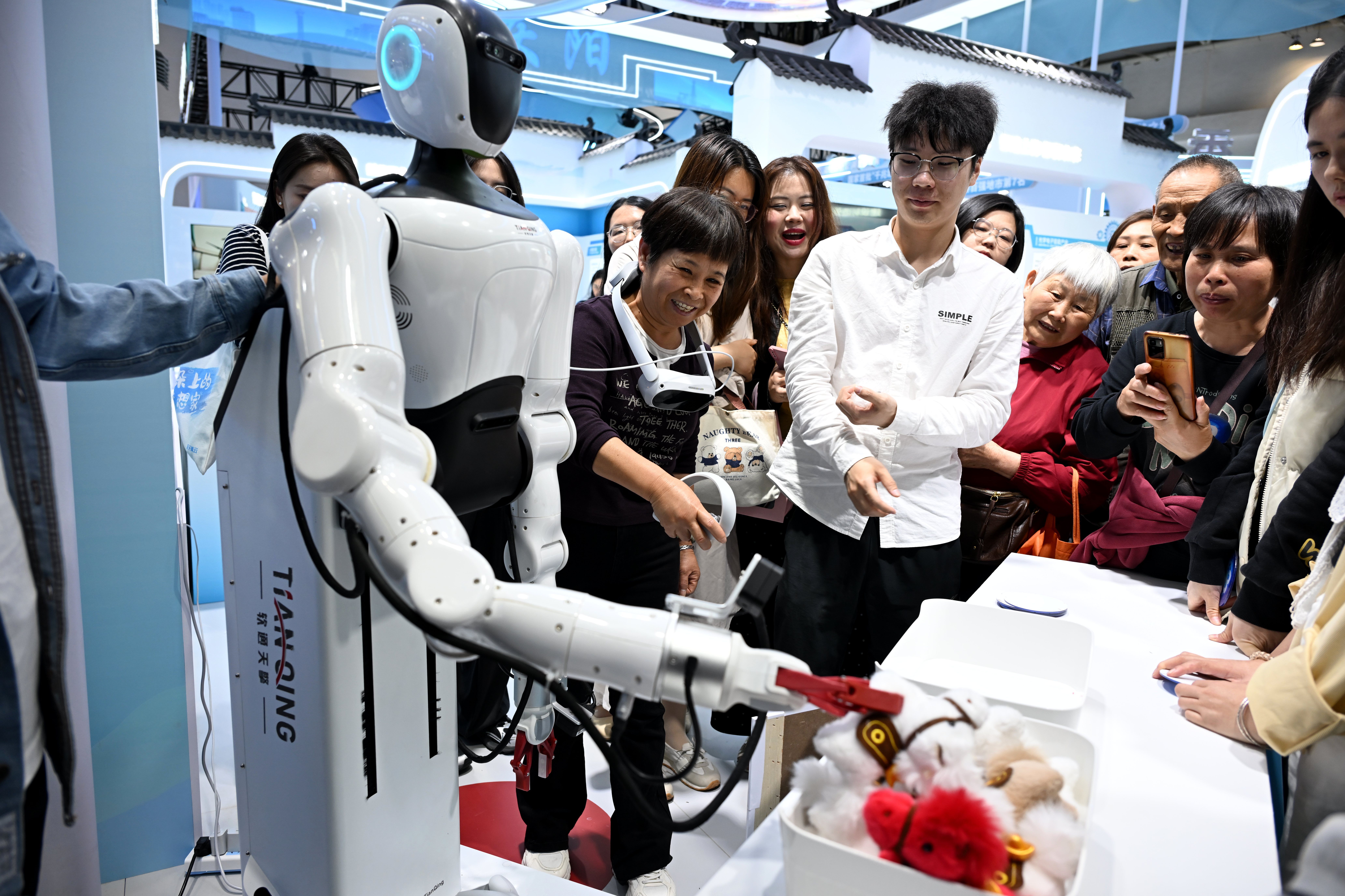 西南政法大学赵树坤：多方对话与合作是通往数字包容未来的关键路径  第4张