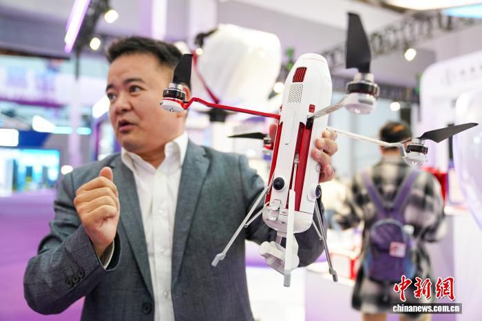 中国新技术、新产品亮相第10届南博会，吸引南亚东南亚客商关注