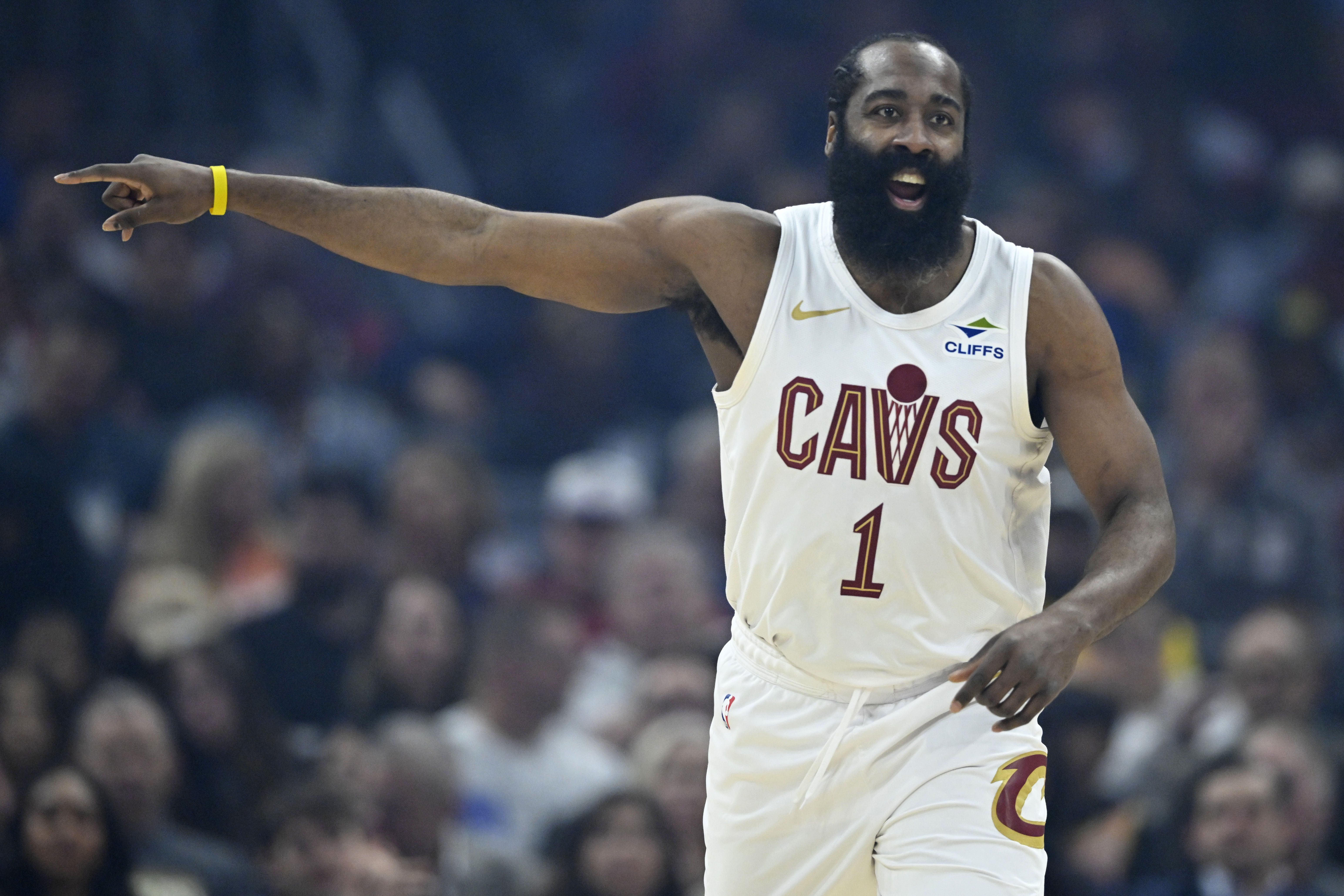 前NBA球员肯扬·马丁与布兰登·詹宁斯评哈登被捕：保释金1000美元实际支付100美元