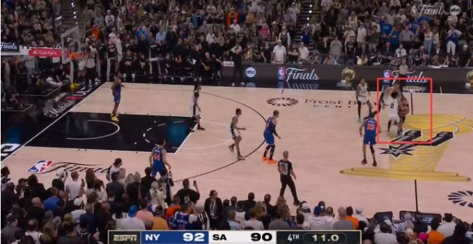 NBA官方公布G5裁判报告：最后11秒漏判犯规，尼克斯4-1夺冠  第2张