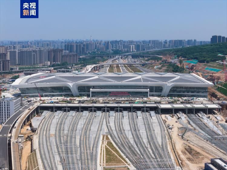 西安东站建成并获运营许可，为西延、西十高铁提供枢纽支持