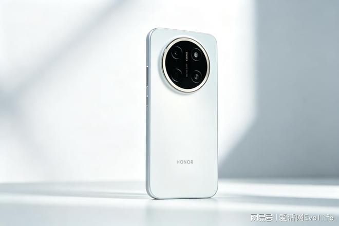 荣耀X80 Pro Max发布：配备11000mAh电池与动态光泽后盖  第5张