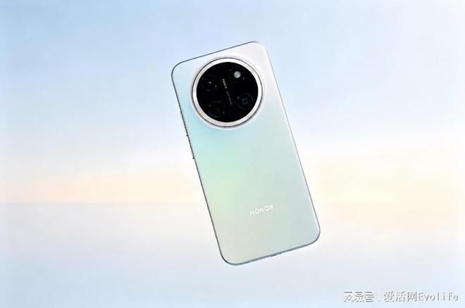 荣耀X80 Pro Max发布：配备11000mAh电池与动态光泽后盖  第2张