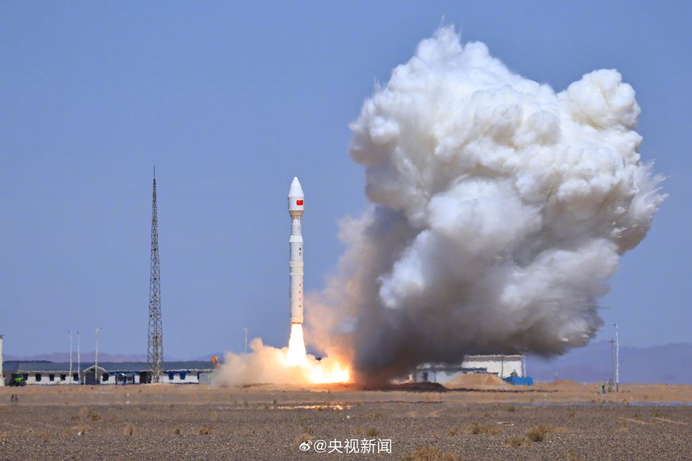 我国成功发射力箭一号遥十四火箭，一箭八星顺利入轨
