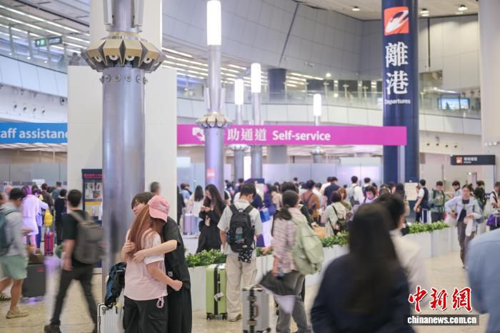 香港旅游发展局公布1至5月访港旅客数据 内地客源占比超七成