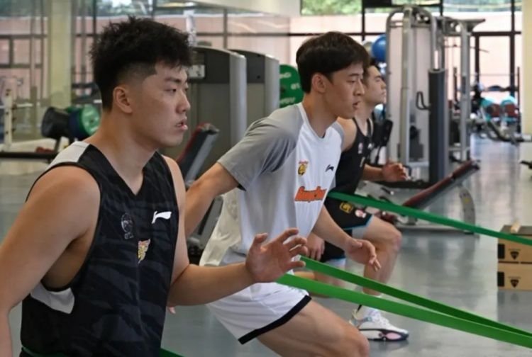 广东男篮6月15日开启夏训 崔永熙等随国字号备战世预赛