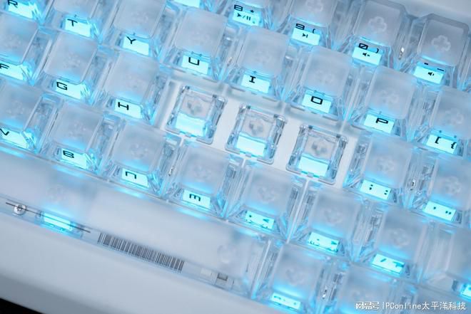 微星X68K磁轴键盘与X7M三模无线鼠标上手体验  第11张