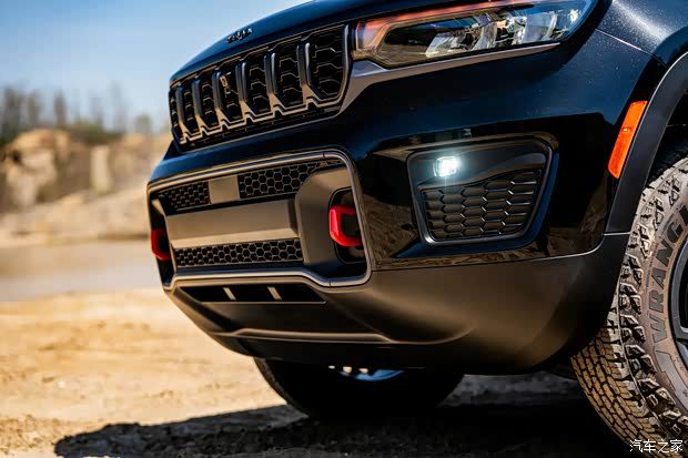 Jeep发布新款大切诺基Trailhawk与Overland版 预计2026年海外上市  第3张