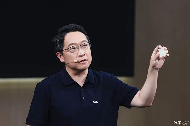 理想汽车发布具身智能技术体系 公布全年OTA升级规划  第4张