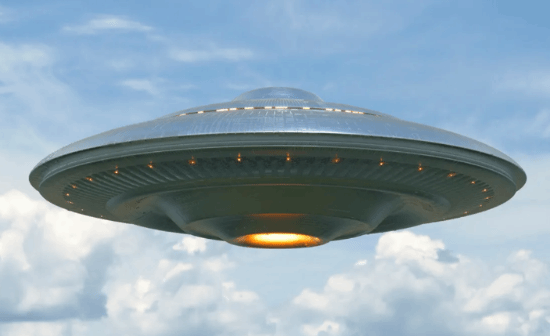美国官方6月12日解密第三批UFO档案 引发网友对“外星文明”再思考