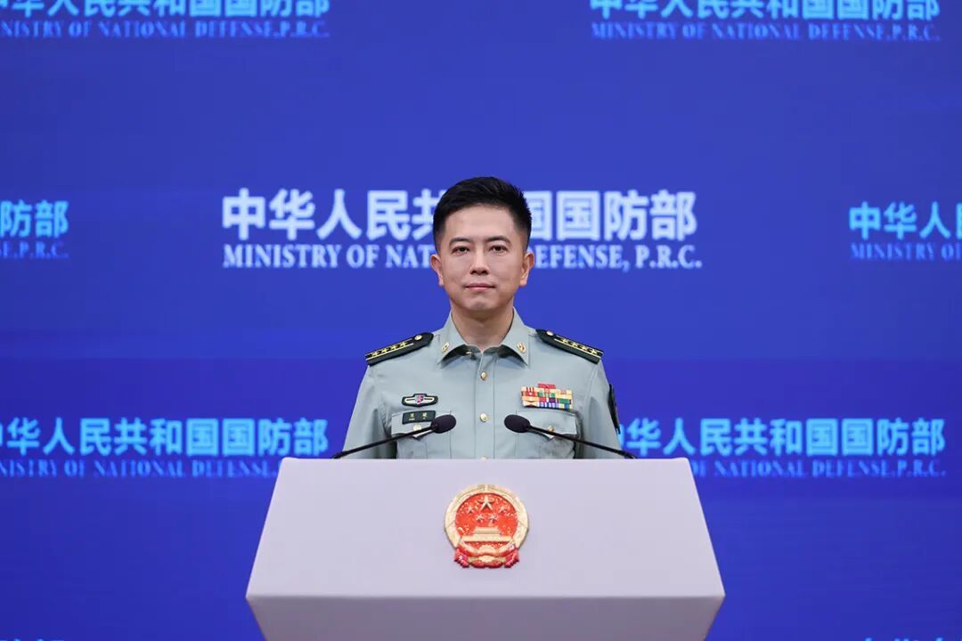 国防部第十任新闻发言人陈曦大校首次发布涉军消息  第1张