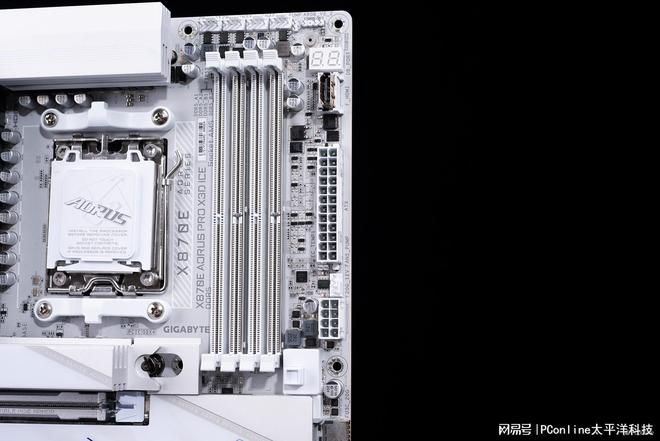 技嘉X870E主板搭载D5黑科技2.0与X3D鸡血模式2.0 降低DDR5内存超频门槛  第11张