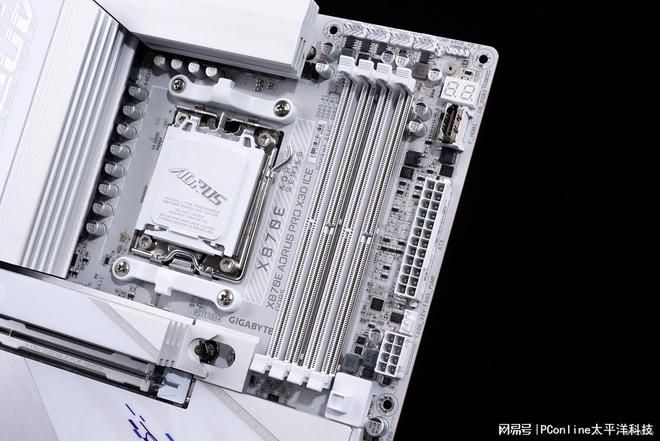 技嘉X870E主板搭载D5黑科技2.0与X3D鸡血模式2.0 降低DDR5内存超频门槛  第13张