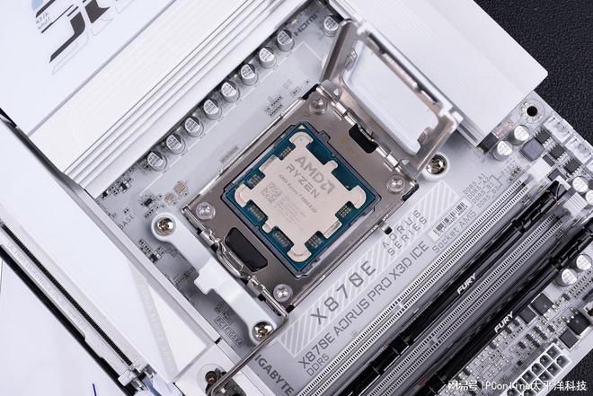 技嘉X870E主板搭载D5黑科技2.0与X3D鸡血模式2.0 降低DDR5内存超频门槛  第35张