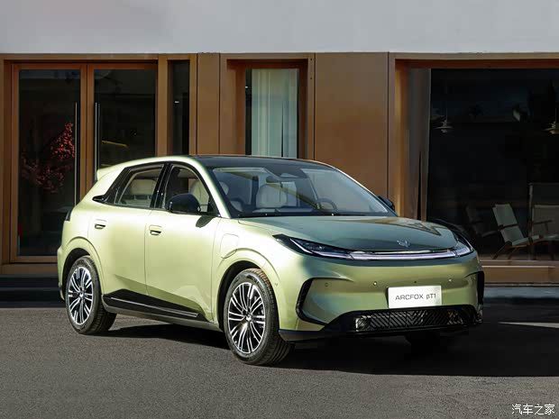 极狐贝塔T1正式上市 三款车型售价6.28-7.98万元  第6张