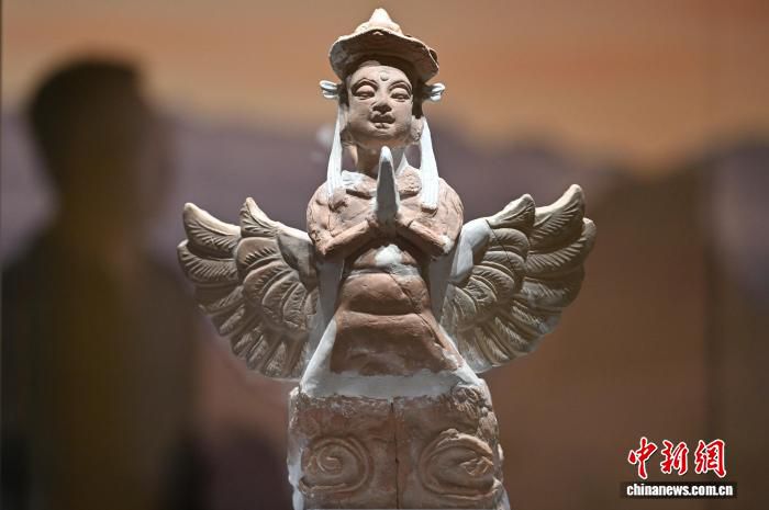120余件西夏陵出土文物亮相山西博物院 两大单元梳理党项东迁与陵寝制度  第1张
