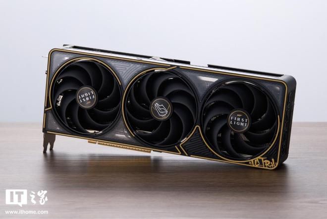 七彩虹发布iGame GeForce RTX 5070 Ultra OC 12GB x 007 First Light Edition联名限定显卡