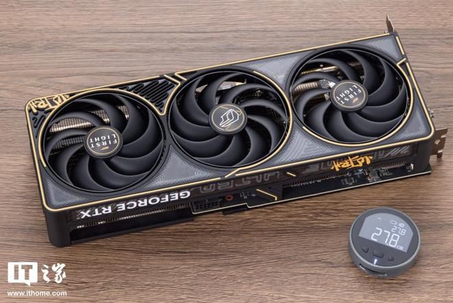 七彩虹发布iGame GeForce RTX 5070 Ultra OC 12GB x 007 First Light Edition联名限定显卡  第4张