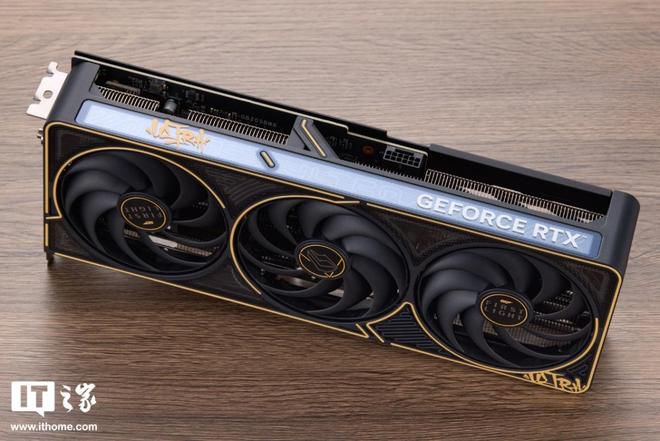 七彩虹发布iGame GeForce RTX 5070 Ultra OC 12GB x 007 First Light Edition联名限定显卡  第6张