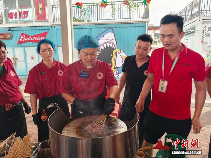 岳阳烧烤学院开业：中国首家烧烤产业学院求解“千人千味”  第3张