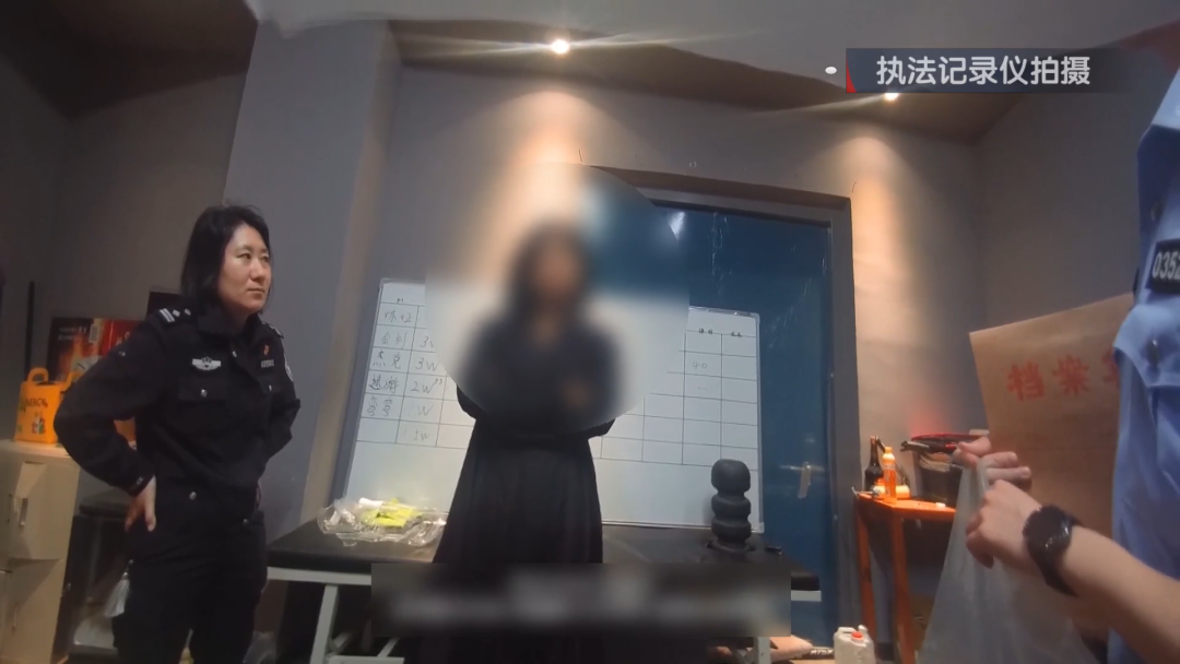 北京化妆师史某四年间调包退货涉嫌诈骗被刑拘  第2张