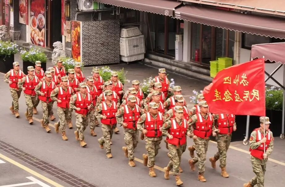 湖南多地民兵投入防汛演练 重点考评抗洪抢险应急应战能力
