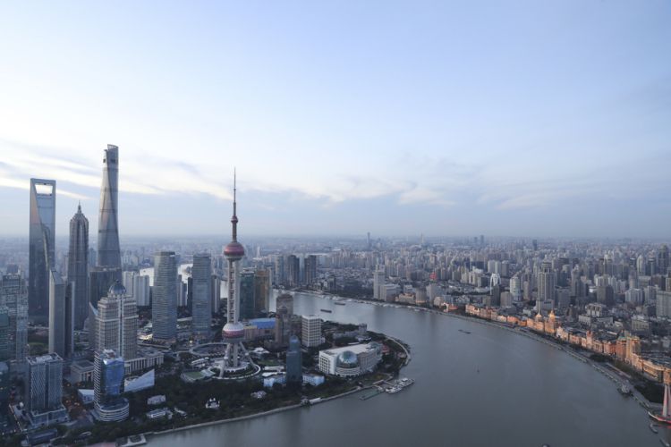 上海2025年金融业增加值达8979.66亿元 五篇大文章贷款余额增速达14.9  第2张