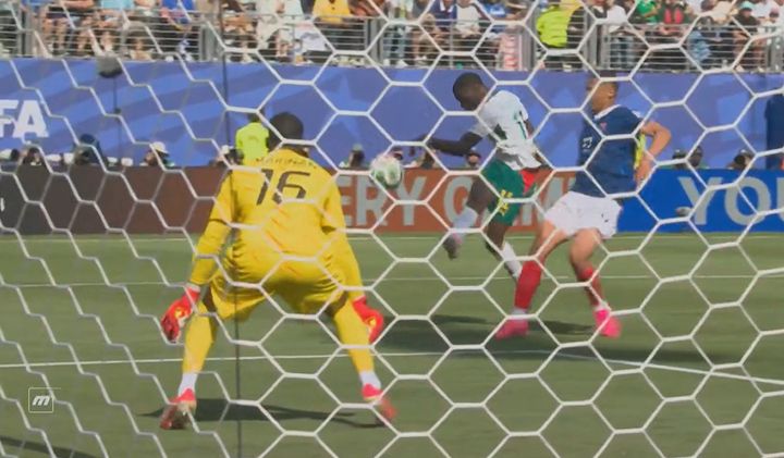 世界杯小组赛:塞内加尔杰克逊越位进球被吹,仍0-1落后法国 第2张 世界杯小组赛:塞内加尔杰克逊越位进球被吹,仍0-1落后法国 第2张