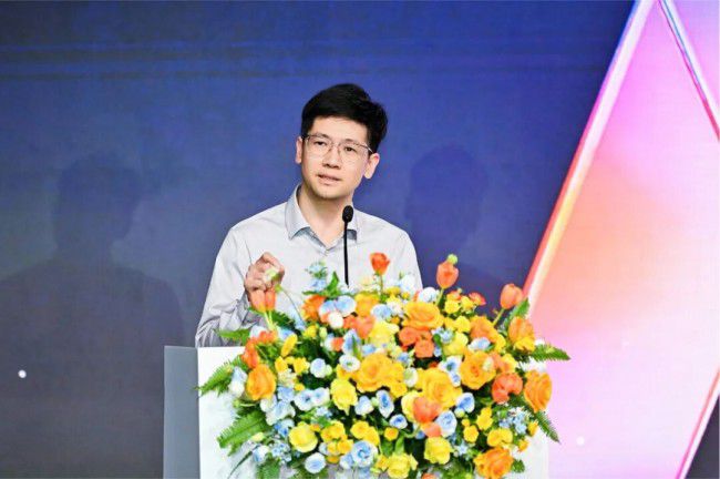 华为极简全闪数据中心2.0存储商业峰会广州举办 发布暨大附一院样板点