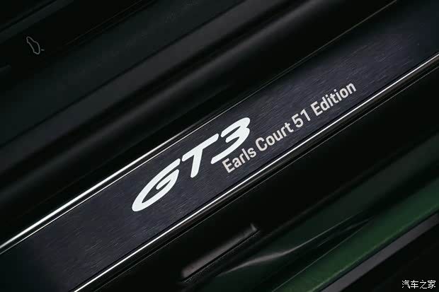 保时捷911 GT3特别版官图发布 致敬初代356并配备25万英镑腕表 第11张 保时捷911 GT3特别版官图发布 致敬初代356并配备25万英镑腕表 第11张
