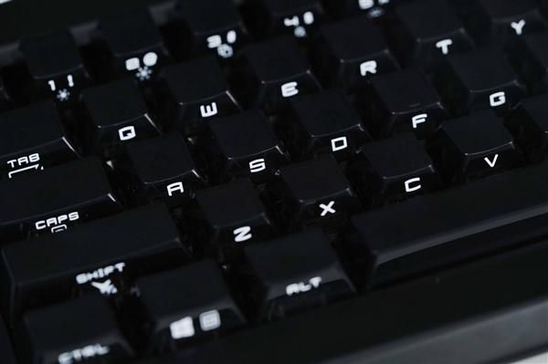 微星发布X68K紧凑型磁轴机械键盘:68键配列、8000Hz轮询率、全铝机身 第17张 微星发布X68K紧凑型磁轴机械键盘:68键配列、8000Hz轮询率、全铝机身 第17张