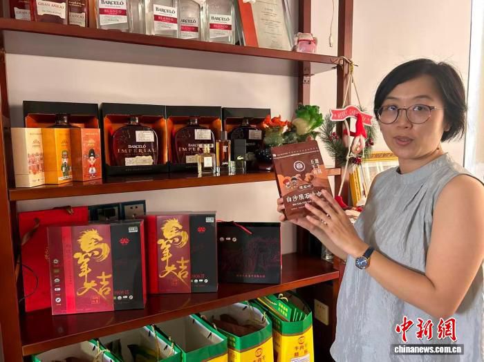 香港青年李薇薇海南创业:特色农产品日销百盒 第2张 香港青年李薇薇海南创业:特色农产品日销百盒 第2张
