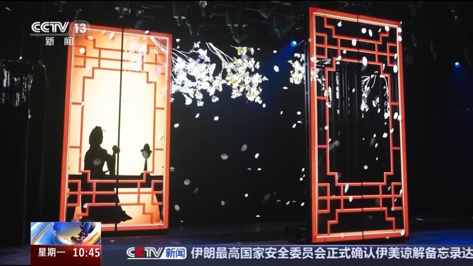 长沙商圈小剧场日均超50场 光影技术迭代催生沉浸式消费新场景 第3张 长沙商圈小剧场日均超50场 光影技术迭代催生沉浸式消费新场景 第3张