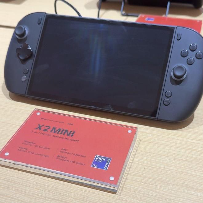 OneXPlayer在深圳展示4款英特尔锐炫G3 Extreme处理器游戏掌机新品 第3张 OneXPlayer在深圳展示4款英特尔锐炫G3 Extreme处理器游戏掌机新品 第3张
