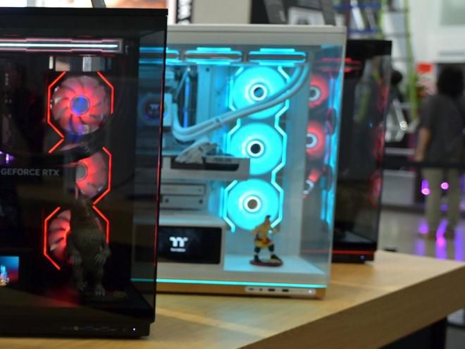 曜越COMPUTEX 2026推出Stage系列全景海景房机箱  第2张