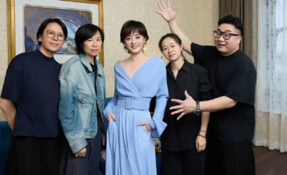 上海迪士尼度假区十周年庆典红毯亮相，孙俪姚明等群星助阵