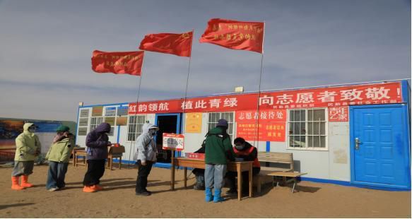 马来西亚女孩飞越千里赴中国西北 记录防沙治沙故事 第2张 马来西亚女孩飞越千里赴中国西北 记录防沙治沙故事 第2张