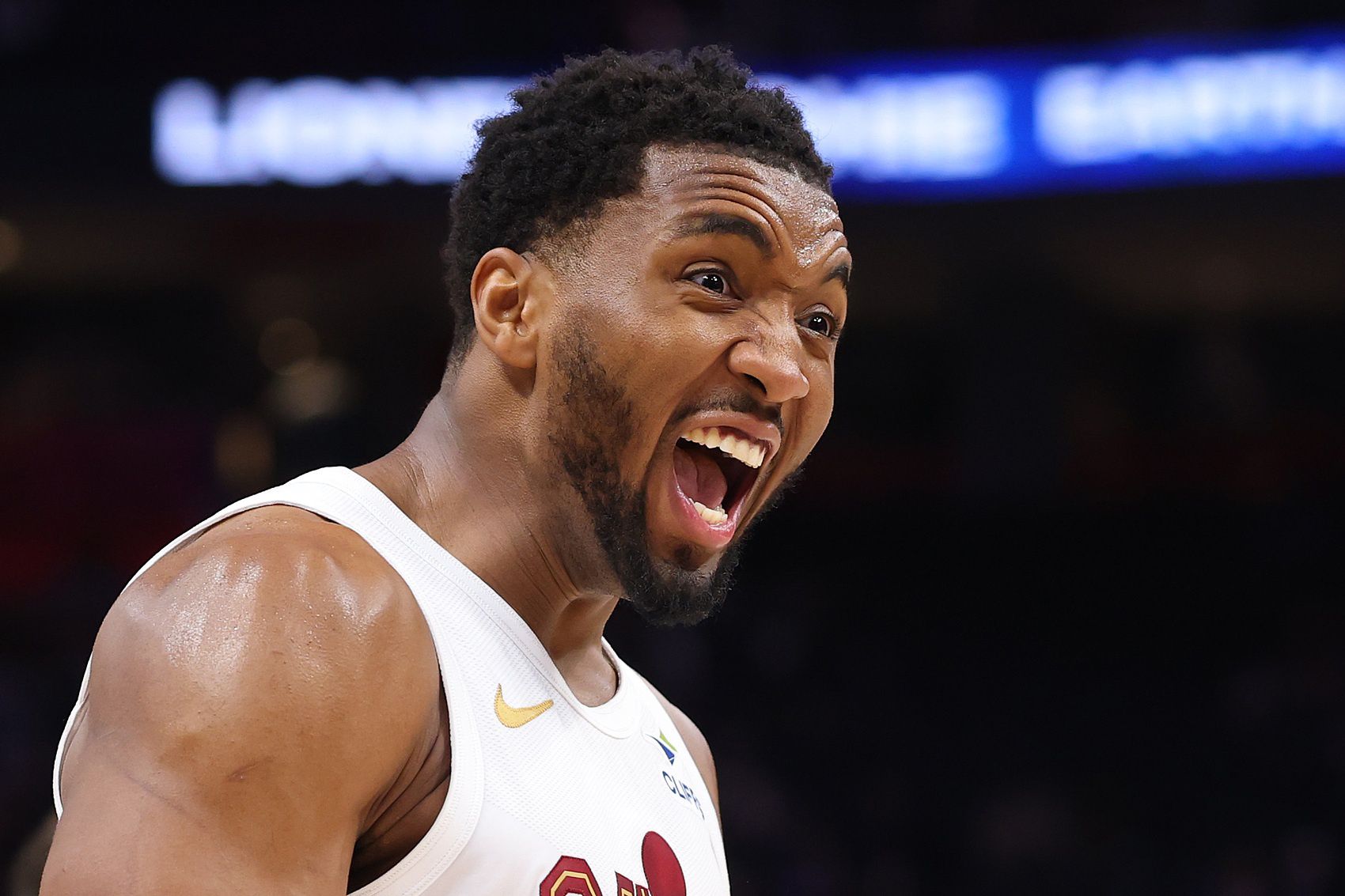 NBA休赛期交易猜测:休斯敦火箭潜在目标分级评估 第7张 NBA休赛期交易猜测:休斯敦火箭潜在目标分级评估 第7张