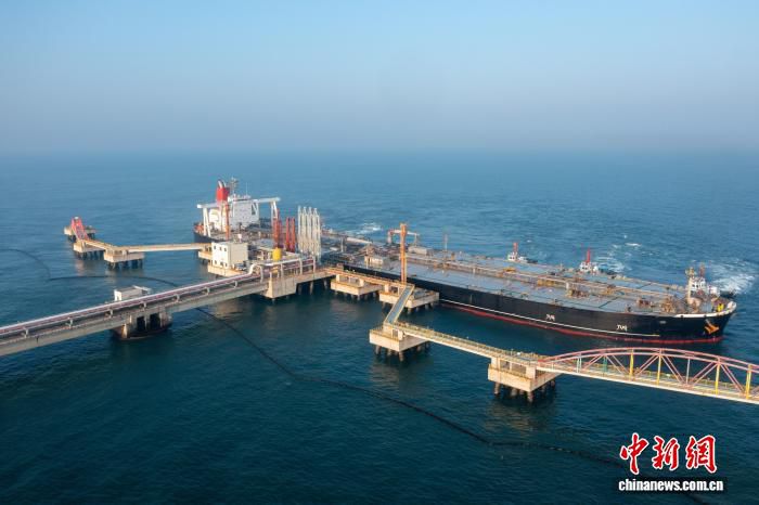 海南省财政厅厅长李逊敏在海南自贸港封关半年新闻发布会上介绍企业享政策“叠加效应”