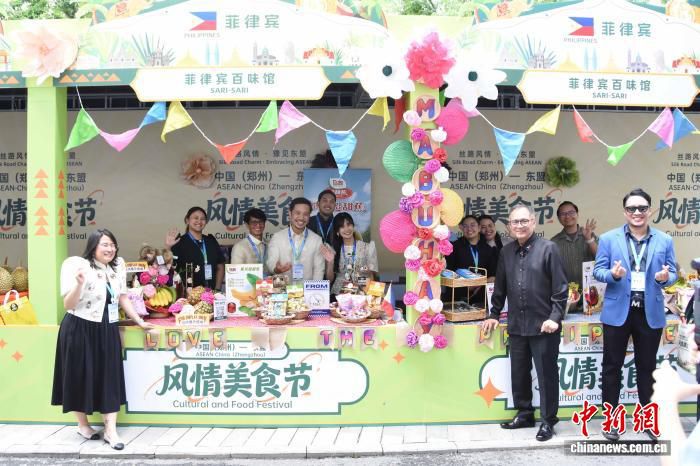 马来西亚猫山王榴莲“打飞的”抵郑 东盟50余家企业亮相郑州美食节