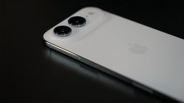 苹果第二代iPhone Air测试中 预计2027年春季发布 后置双摄升级